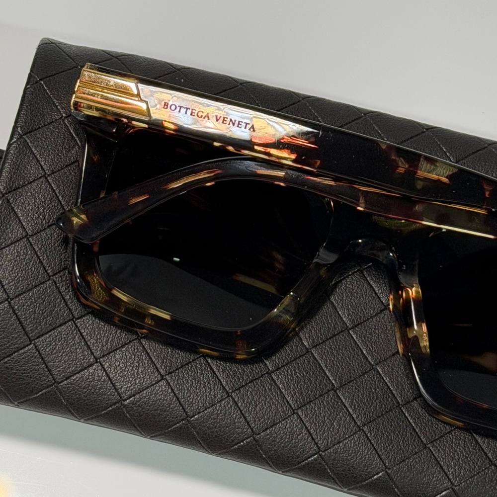 Bottega Veneta Light Ribbon Square Sunglasses – Havana - Picture 11 of 14